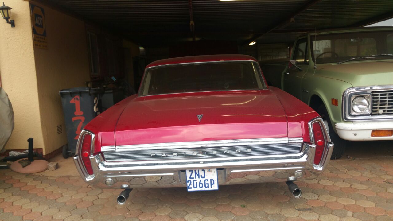 1964 Pontiac Perissian 4 door hardtop